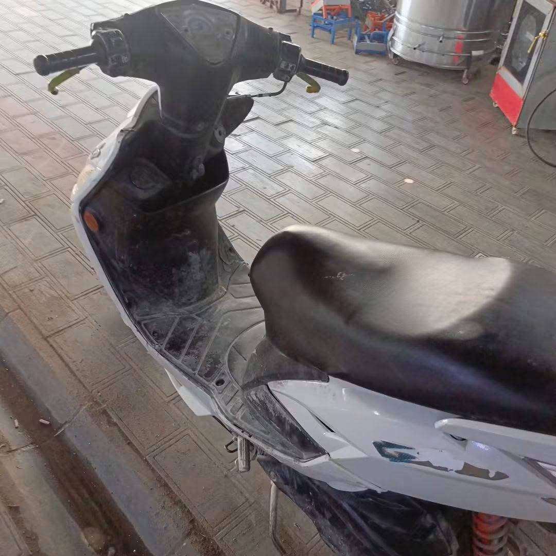 السلام عليكم دراجه ماكس ياباني للبيع السعر 275 بابل جبله ‏‪***********‬‏
