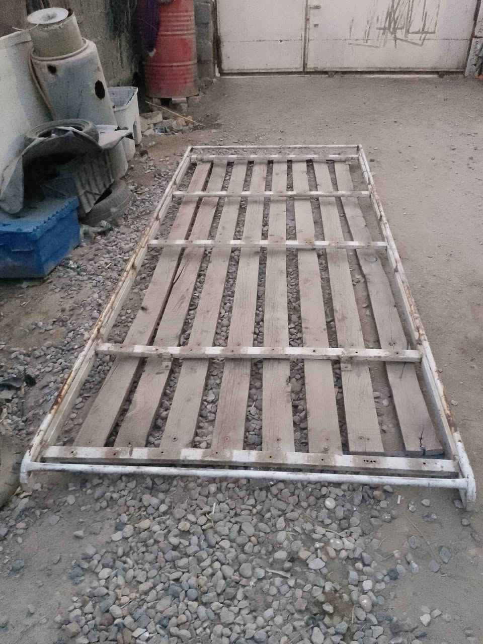 مدينة الصدر • خوذة • هايكر
