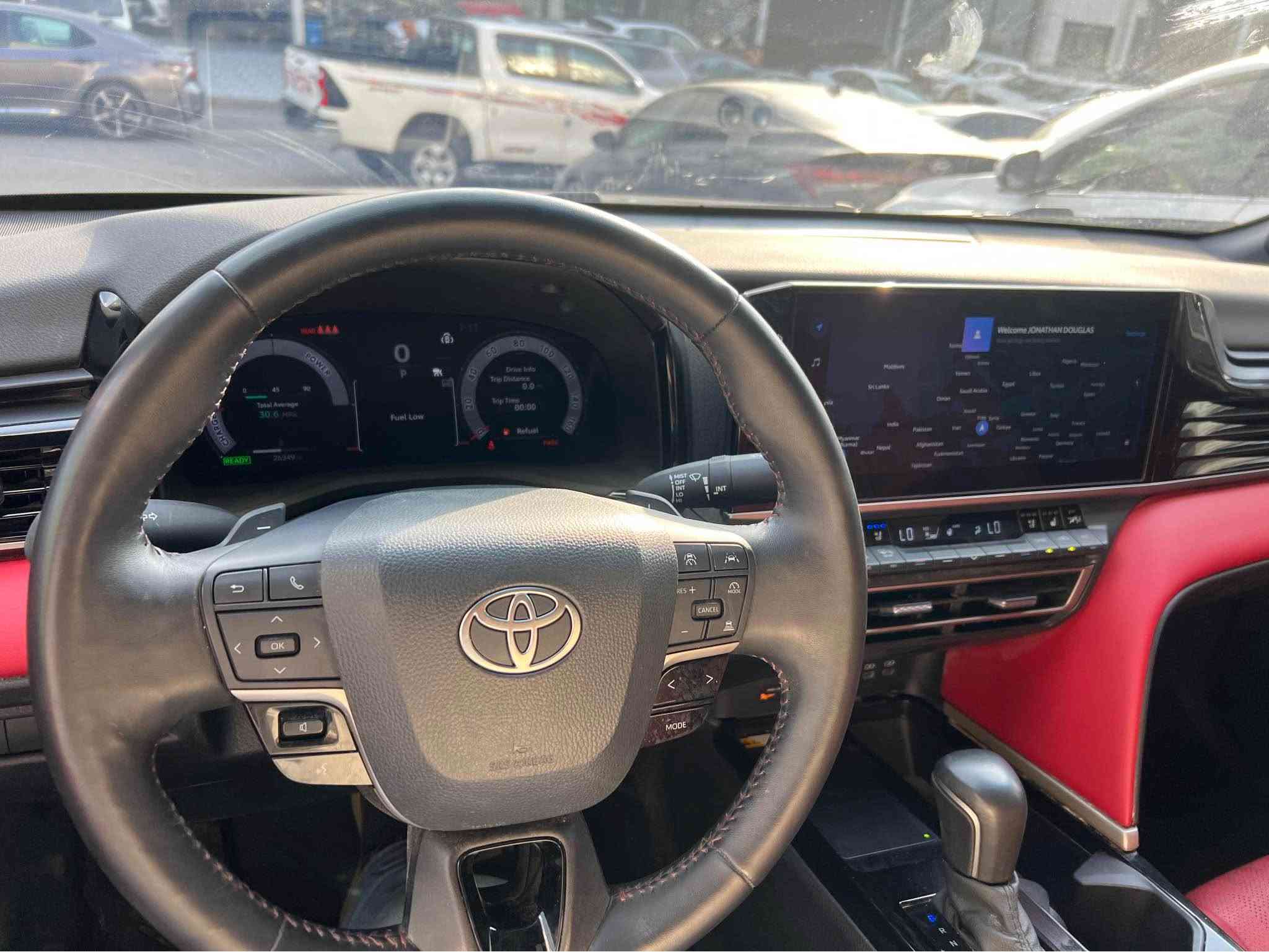 كامري XSE • ٢٠٢٥ • دفع رباعي