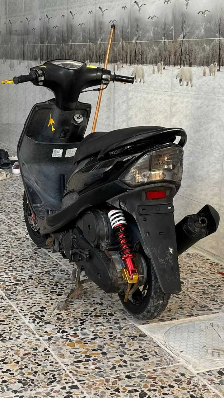 ماكس عدله موديل ٢٠٠٨  ماشيه ٥٧ الف كيلومتر مكينه بلادي بوشه ٤٩  عليها تزويد فج RPM  فلنجه TWOP تعلاوه فج TWPO شيال HIPER عضمات بريك TWPO ويلات اصلي تفصيخ سعرهن ب 55الف غبق فلاوين  قطره دهن SMART تفصيخ دبل امامي TwPo تجاري بس نوعيه قويه كفرات البلاديه موجودات عوزهن بس صبغ كلجات بلاديه  صارلها شهر ونص من نزلتها من الرمبه  كلوب بگ لايت زنون لد احمر سكن امامي احمر عدسه البلاديه موجوده  وعليها عدسه متغيره الالوان + لايت ثلجي دبل خلفي KS دراجه معدل بيها 110 km/h دراجه نكره سلف بأي وقت تشتغل سلف وهندر صالنصه FM الاصليه وكارتونه موجود صوت وطكه شرط كهربائيات كله شغال  سعر الدراجه 600 وبيها مجال ان شاء الله  رقمي 
***********
