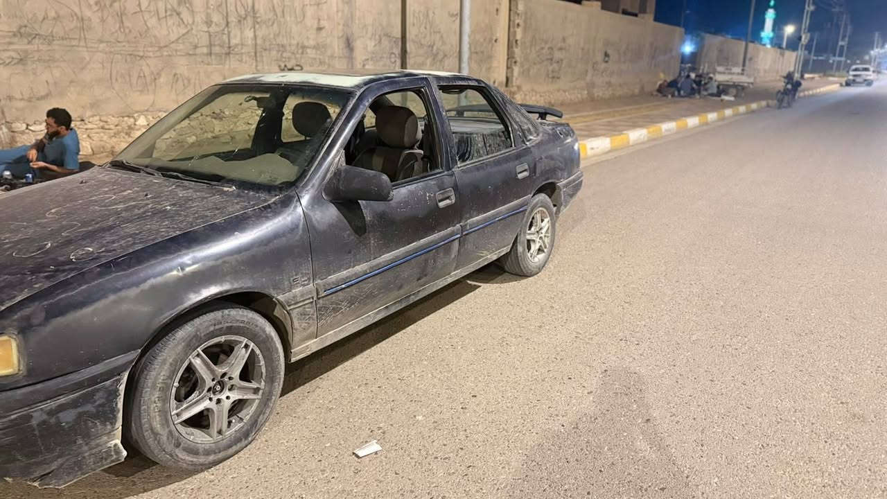 فيكترا صندوق • ١٩٩٢ • محرك ١٦٠٠
