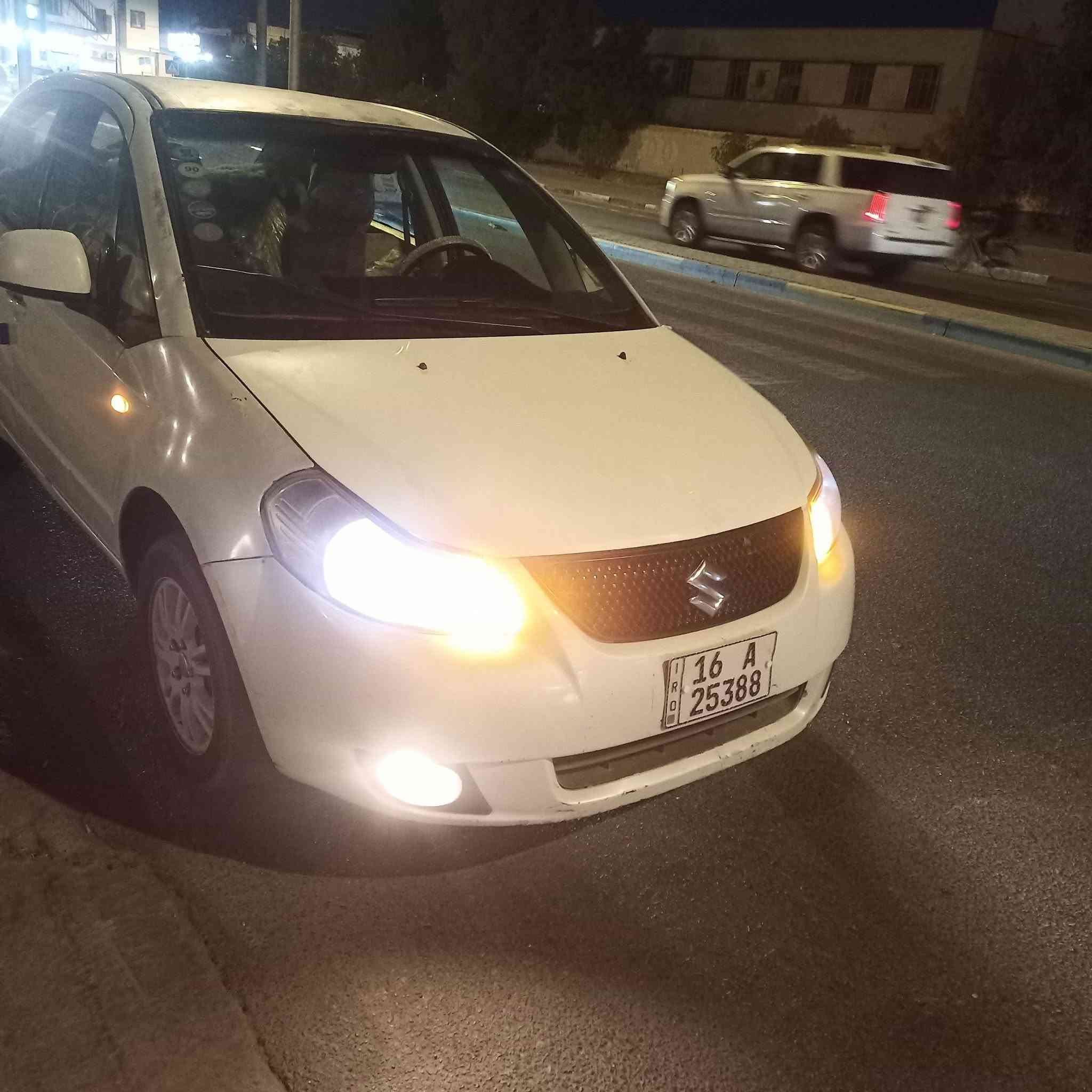 سازوكي محرك 1600  كير جدد حداديه وارد خليجي كير أوتو مكفوله من ضربه قويه تبريد ماشاء الله ثلج كهربائية كله شغاله ع بلاد لايت جنون اصلي شمسي سعر 62مكاني بصره معقل ***********
