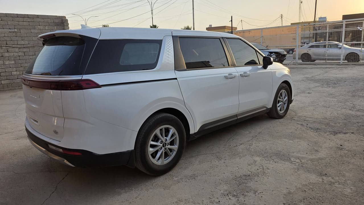 بسم الله الرحمن الرحيم 
كيا كرنفال  2024 LX 
Kia Carnival Lx 2024 White 3.5L  KNDNB4H3XR6343432
حادث خلفي 
بدون ايرباك  محرك 6 سلندر 
رقم الشاصي موجود
العنوان الشرقاط اجميلة 
للاستفسار اتصال او  واتساب 
***********
***********
***********

