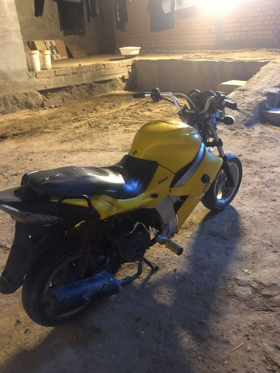سلام عليكم شباب للبيع هاي ب350 وبيهه مجال قليل.. التواصل على هذا الرقم ***********
