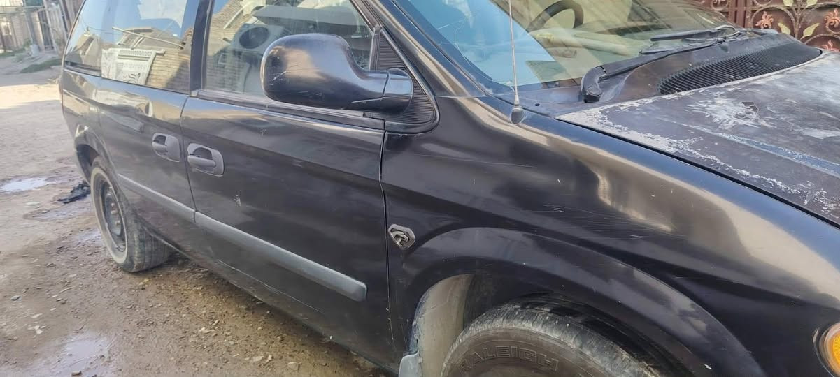 سلام عليكم دوج كرفان 2005حجم المحرك 3600 بالرقم *********** السعر 60المكان بغداد
