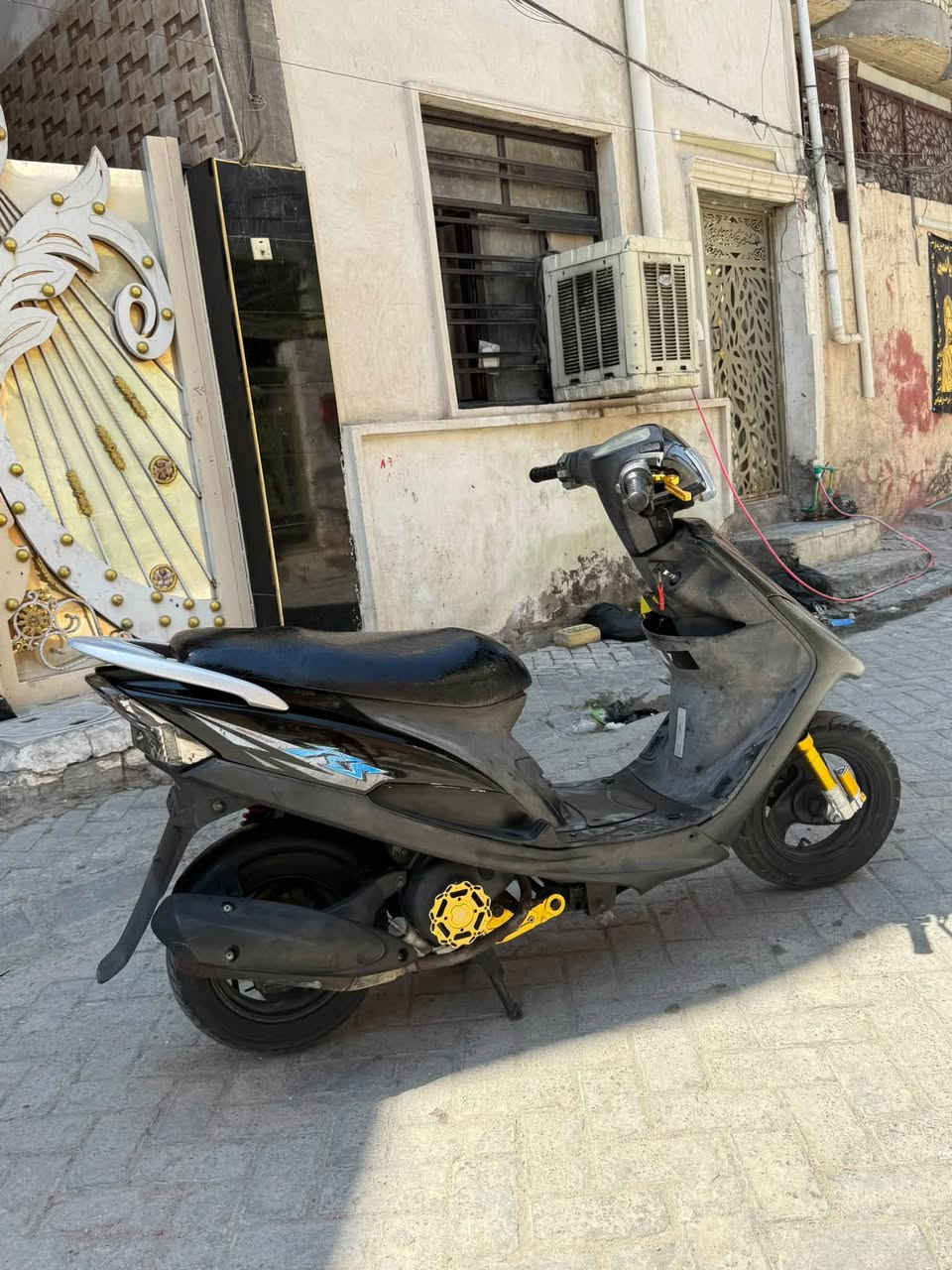 دراجه ماكس عدله وكالا مزوده دبلات اماميه و شيال و قبق فلاوين و يدات مال بريك و الدراجه صارلها اربعة اشهر الى خمسة اشهر نازله من الوكاله سعر الدراجه مليون و بيها مجال للتواصل ع واتساب ***********
