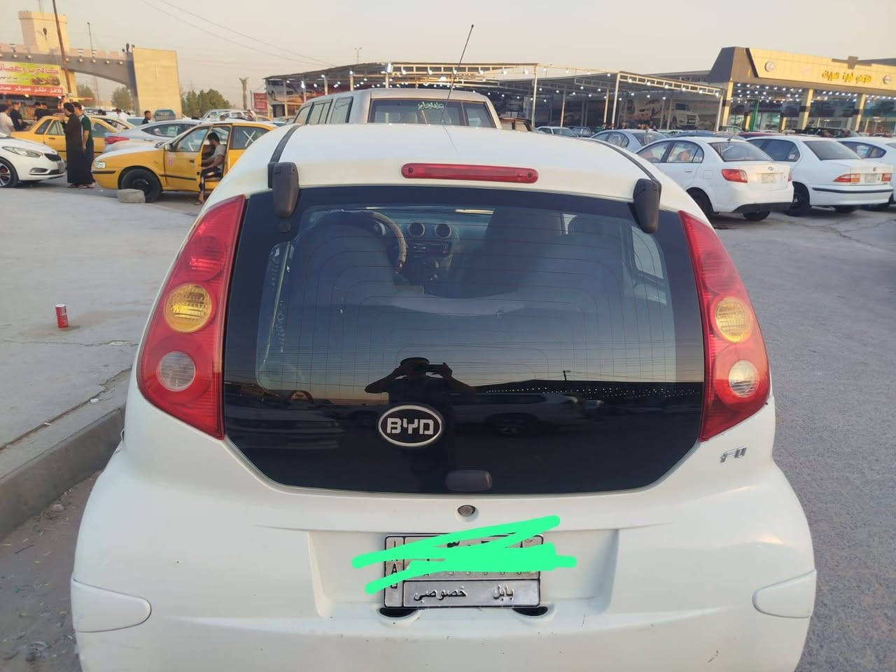 تم تنزيل سعر 
سيارة بي واي دي اف زيرو 2013 محرك وكير جدد تبريدها شغال سيارة كير عادي السيارة  سنويتها بعدها ما ساقطه بيها دحجات بسيطه وما بيها صبغ راعيها صديقي تخم تاير جديد راديتر جديد منضومه بانزين جديده متعوب عليها سعرها 26 ومجال بسيط للاستفسار اكثر اتصال ***********
