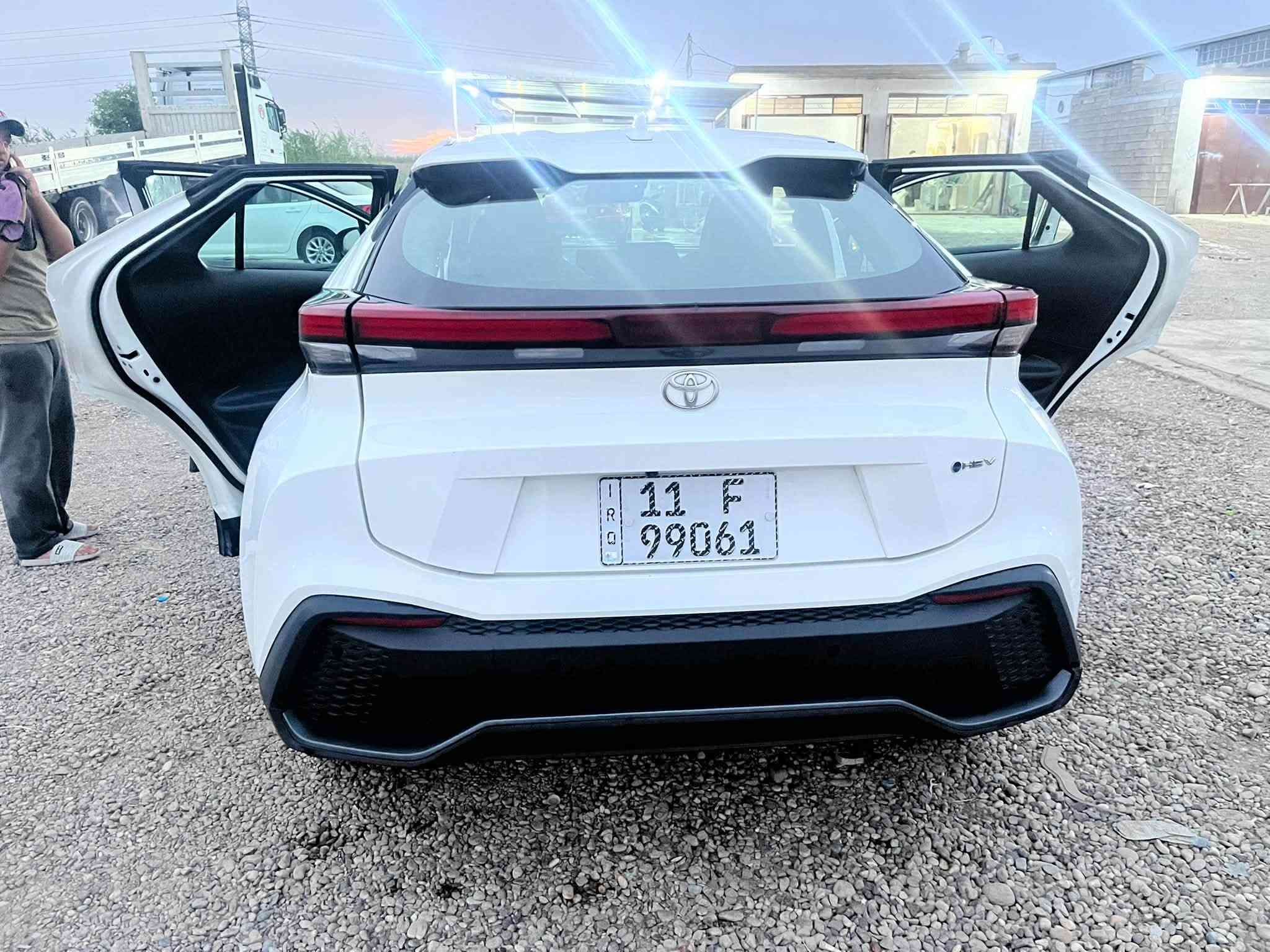 السلام عليكم CHR 2024 بنيد فقط وشويع باب السايق يعني يمي انطخت بلباب السعر 170 وبيهه مجال لستفسار ***********
