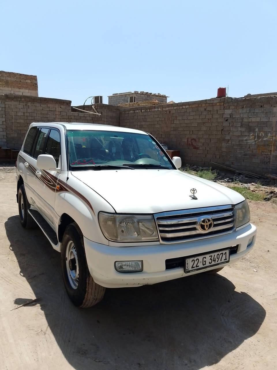 سلام عليكم لاندكروزر مونيكا 2004 GX.R
فول مواصفات واحد على واحد سياره جديده وضع الشركة جديده معنه الكلمه كير مكينه حداديه تبريد لو كير دفلوك كله على الشرط تخم تاير بالون ويل 17 اصلي دبل تانكي كير اوتوماتيك فتحه سقف تفلوك ثلاجه السياره فول مواصفات للأخير رقم اربيل تريد مداور تريد وكاله مكفوله من ضربه وكص والعيب الشرعي ماعده بيها صبغ قلييل مكان السياره نجف السعر 145$

الرقم ***********
