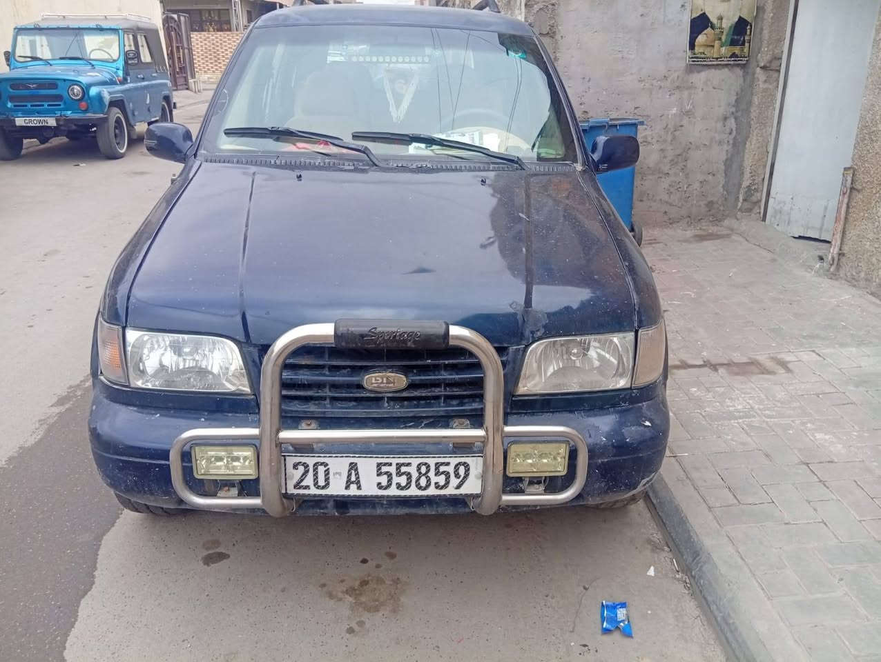 السلام عليكم عندي كيا سبورتج موديل ١٩٩٤ الرقم انكليزي باسمي ترهم مراوس السعر ٤٠   رقم الهاتف ***********
