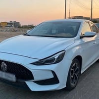 طالبات صباحي • جامعة البصرة كرمة علي • باقي طالبتين