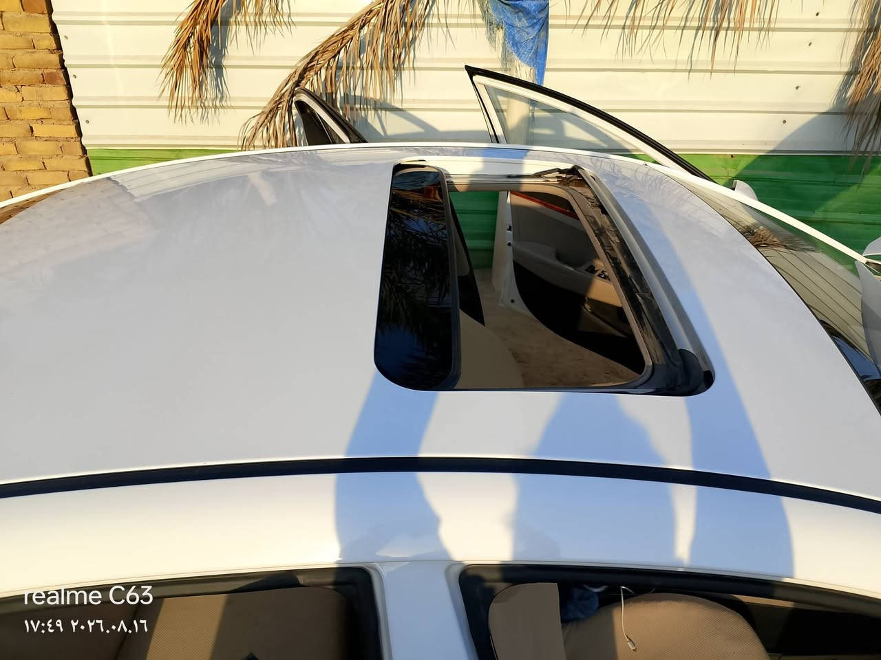 النترى موديل 2018 خليجي محرك 2000 دوش فول مواصفات مكفوله ماعدى رصعه بالباب خلف السايق تخم تاير 
@توني شاده تبريد قطعتين ماشيه 164الف .***********
