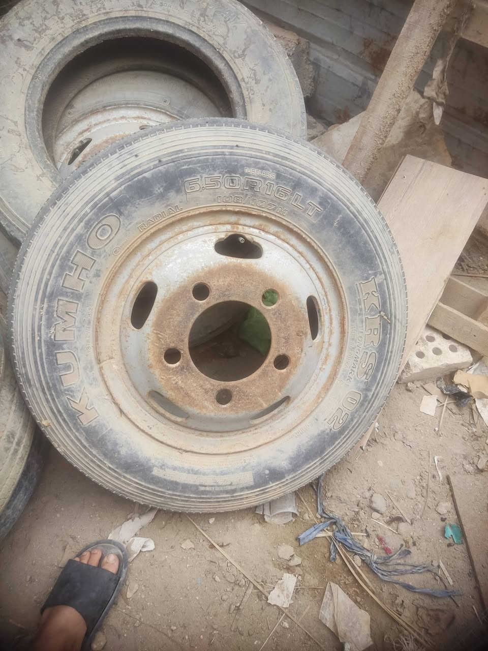 تايرات كوستر • كربلاء الحر • للبيع