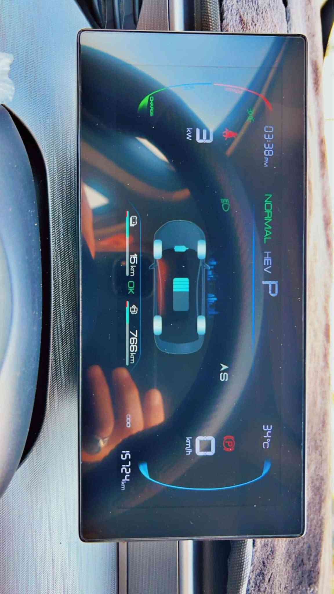 بي وادي  سيل فايف  2025    بلكن هايبرد        

 
بلكن هايبرد  ثلاث انظمه هايبرد + بانزين  شحن ذاتي + شحن خارجي تمشيك2200  كيلو سعه خزان الوقود 65 لتر 

عداد  كليومتر /15 الف

ملاحظه شاحنه اصليه وكارت + فوم معالج اطار 

🔥   سنويه باسمي  مثبت لوحات 🔥

عنوان /بغداد _ الكاظمية

🔵محرك يعمل لشحن البطاريه فقط  1500 هجين ثلاث انظمه شحن ذاتي + هايبرد + شحن خارجي 
🔵مقاعد جلد  ابيض     

🔵لايت داينمك عالي ناصي اوتو 

🔵شاشه وسطيه كبيره  مرتبطه بذكاء اصطناعي + كامره خلفيه دواره 
🔵دركة دي جلد وحياكه 
🔵بكلايت لد   خليه دخاني  
🔵بصمه +كارت 
🔵هاندر بريك بصمه اوتو هولد 
🔵كيجات شاشه  
🔵لايت ليد لايت اوتو  + لد صباحي  
🔵تبريد قطعتين 
🔵ويل كب  حجم 17 كروم 
🔵ايرباك عدد 10 
💎اللون اسود مميز 
💣💣السعر مناسب 💣💣

📞📞📞📞📞📞
***********
***********

نص مكتوب في الصور:
- Ali Aladreesy