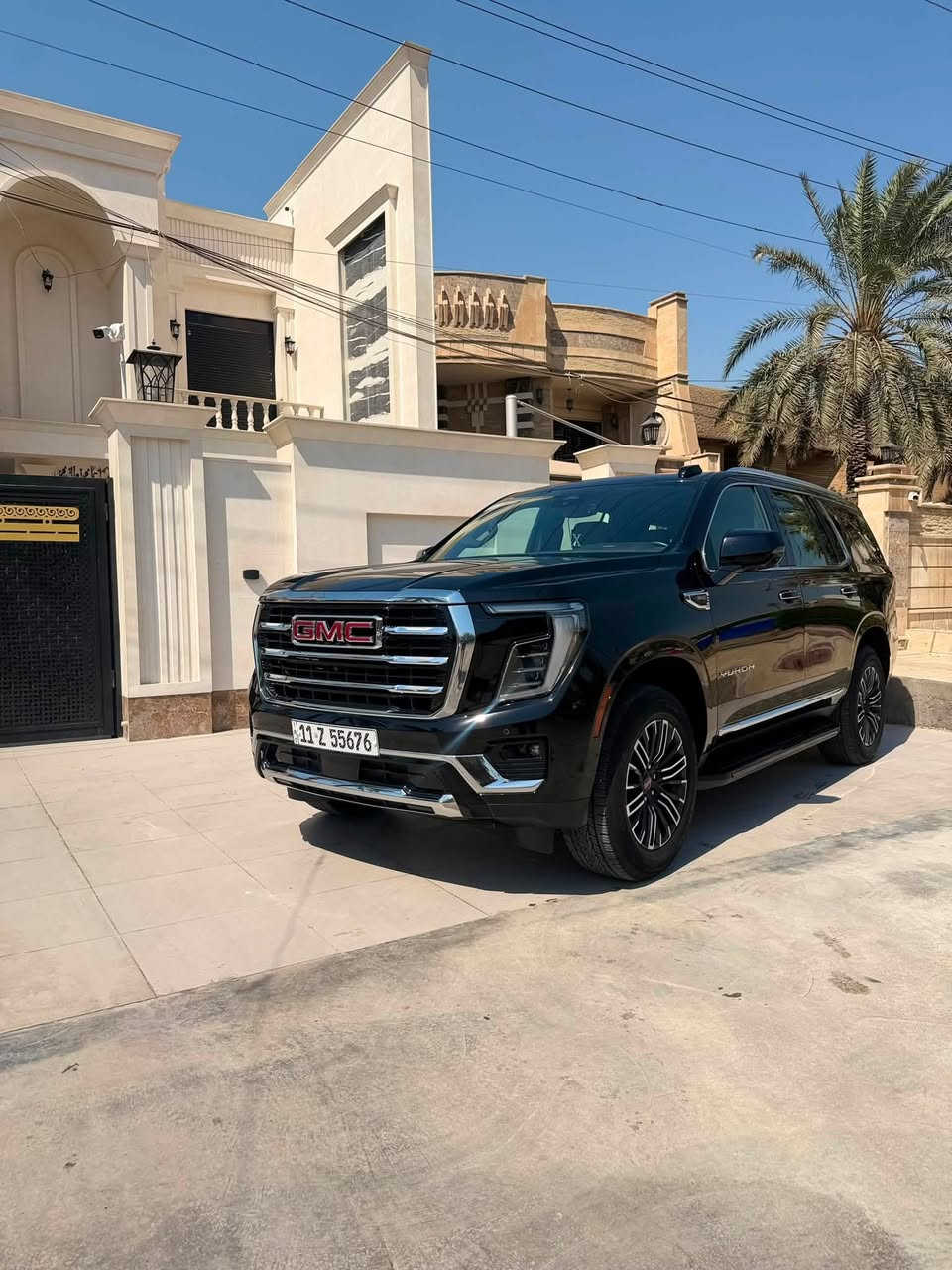 سلام عليكم

جمسي يوكن الفيشن 2025 

ا GMC Yukon ELEVATION 2025 

(((السياره مغلفه )))

 خليجي وكالة المنصور 

 ماشيه12 الف  

 موديل 2025

 حجم المحرك 5.3 V8 

 مفتاح التشغيل بصمة  

 تشغيل عن بعد 

 دفع ثنائي RWD

حساسات أمامية 

حساسات خلفية 

لايت زينون + LED 

 دخول بصمة ذكي 

 حجم الاطار R20 

 اشارة في المرايا الجانبية وكهرباء 

 ا ABS 

 دشبول شاشة ديجيتال 

 شاشة Apple Car play 

 سماعات سستم صوت شركه BOSE

 كاميرا دوارة 

لانارة الداخلية LED  

 مثبت السرعة Cruise 

 المودات والاوامر الصوتية 

 ا Bluetooth / T YPCE 

مخرج منفذ الطاقة 

السياره بعدها بحاله الزيرو

السونر موجود بلمنشور

رقم بغداد بأسمي 

السعر.640
 ورقه وبيها مجال بسيط 

مكان السياره بغداد السيديه

واي استفسار***********
