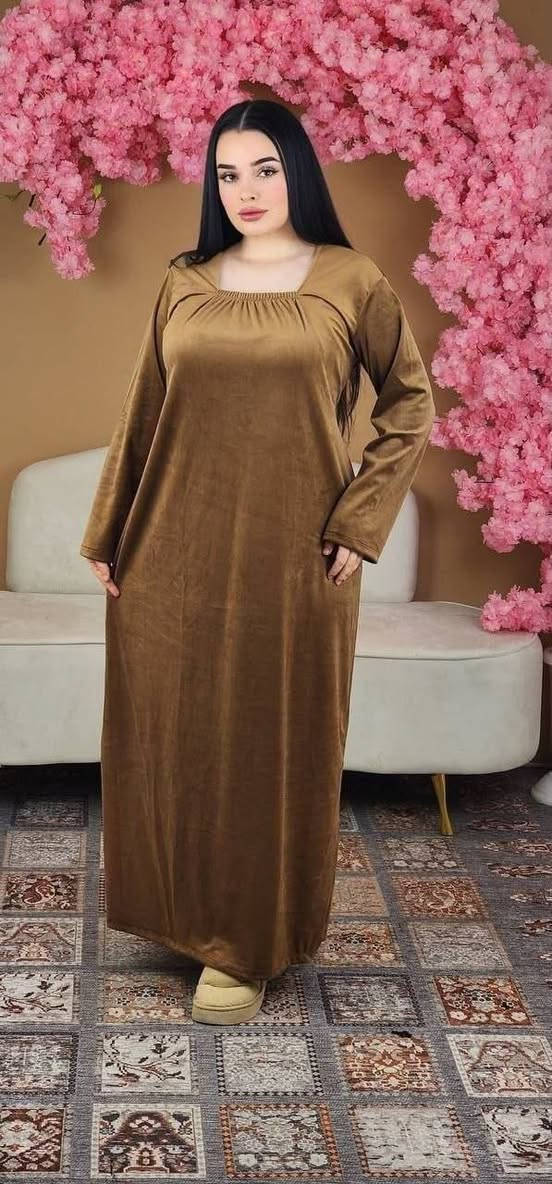 دشداشة • مخمل ثقيل • مقاسات L XL XXL