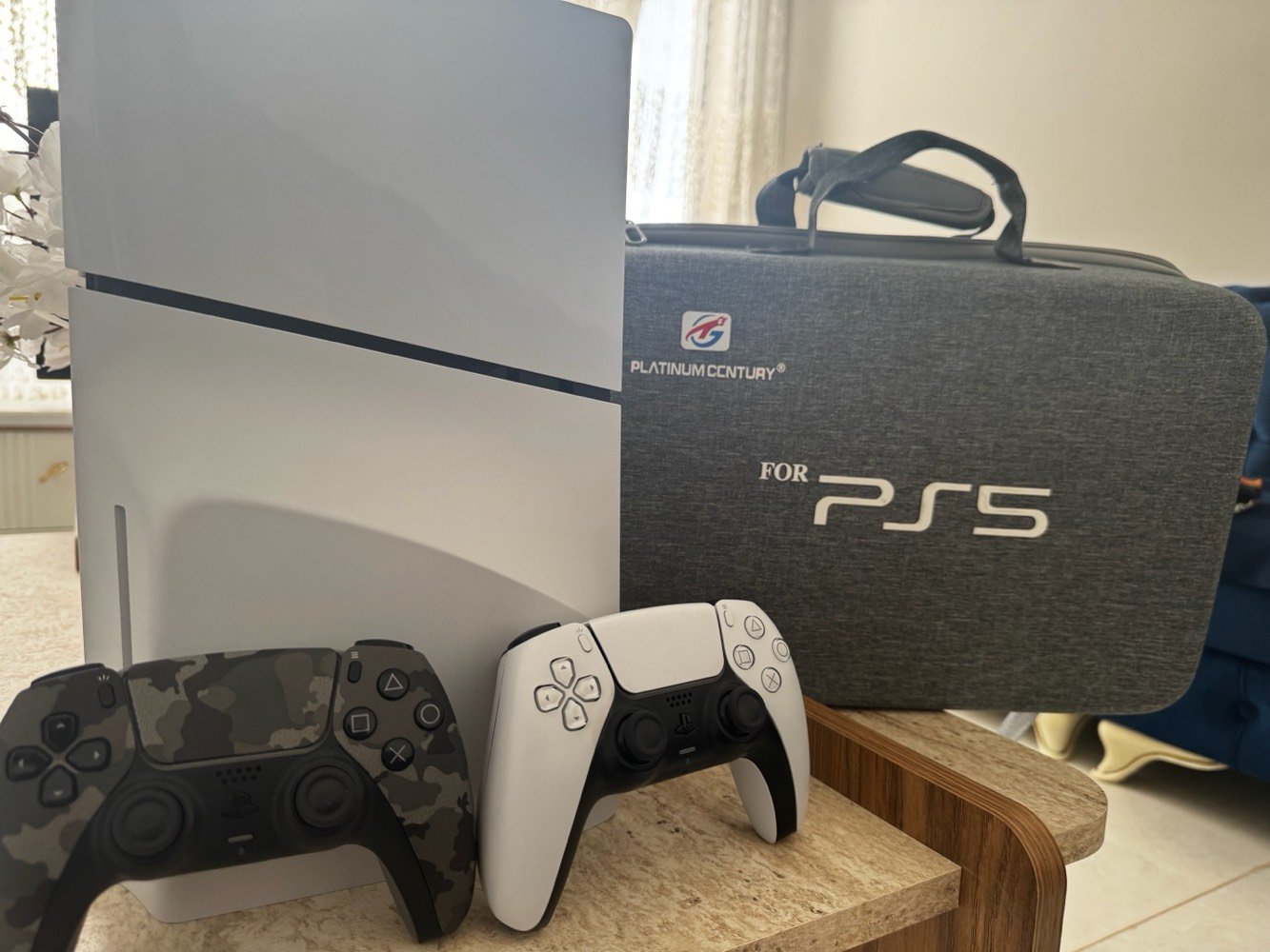 بلي ستيشن 5 سلم اخو الجديد ودبل جويستك وجنطة السعر 850 بي مجال
شنو موديل الجهاز بالضبط: PS5 Slim دسك لو دجتل؟ وكم سعة التخزين بيه (1 تيرا لو غيرها)؟: 
دسك
الجهاز شغال طبيعي 100%؟ بيه أي عيوب أو ملاحظات مثل حرارة، صوت، تهنيگ، أو مشاكل بقراءة الأقراص؟: 
100%
الملحقات كلها أصلية؟ شنو الموجود وياه غير الجويستكين والجنطة: سلكات، شاحن، ستاند، كارتون/ضمان؟: 
كلشي موجود عدا الكارتون والستاند وفيفا 24 قرص 
وين مكانك بالضبط للتسليم؟ وبعدك تقبل تجريب قبل الشراء لو لا؟: 
اكيد اقبل بصلاح الدين
السعر 850 ألف نهائي لو بيه مجال، وكم أقل سعر ممكن؟: 
بيه مجال بسيط
