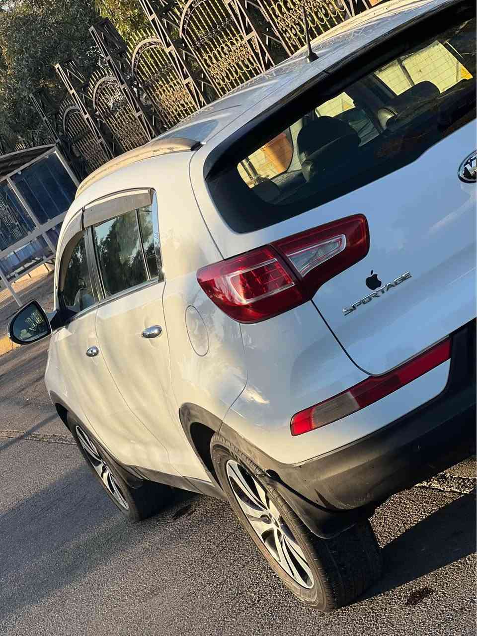 سلام عليكم سبورتج مديل ٢٠١٤ خليجي 
كير ومكينه خير من الله 
تايرات وصدر وتبريد جديد 
بيه ٥ اماكن صبغ. ابيع احزام 
***********
السعر ١١٨
بغداد الدوره بغداد, العراق
