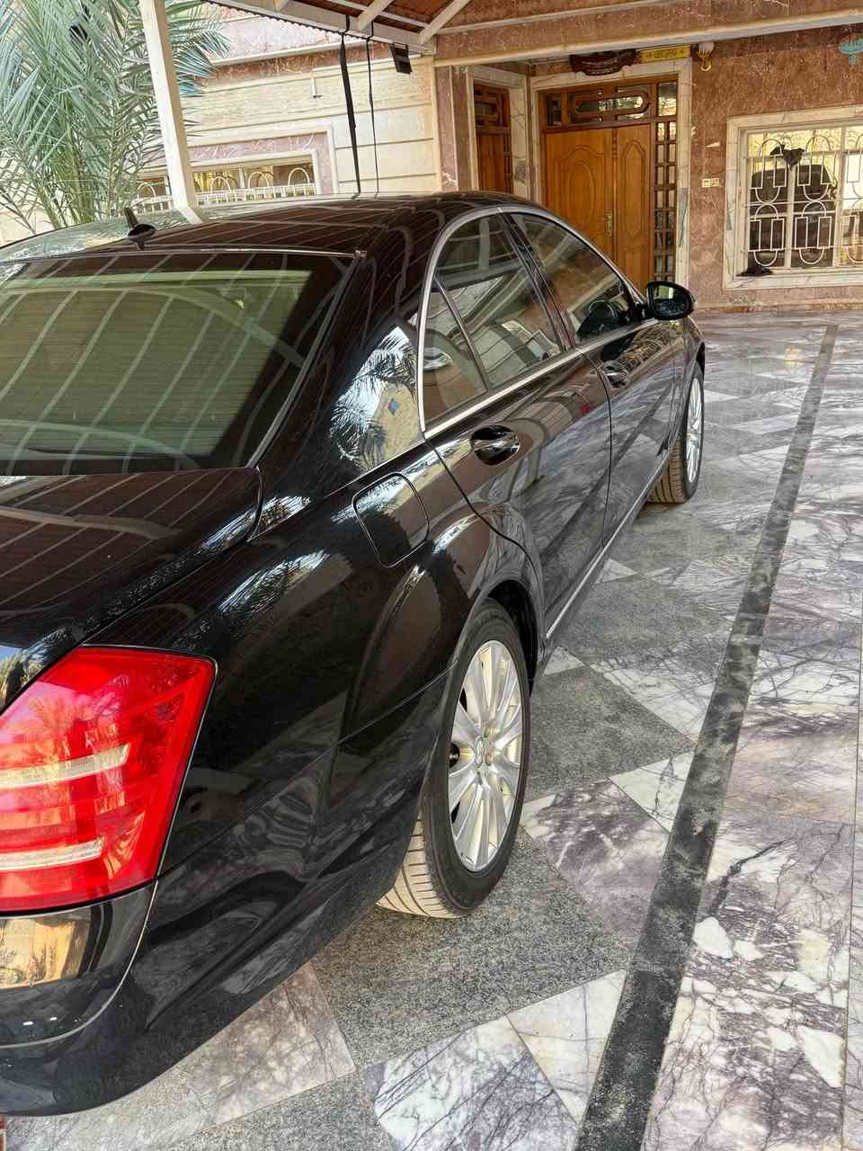 مارسيدس 2009 لون اسود رقم بغداد S350 باب قصير فول مواصفات ومعروفه مواصفات المارسيدس 

2009 / W221/350
لون اسود
قصيره 
تحكم استيرن 
شفتات استيرن
رادار 
نايت فجن
٥ بردان
سلايد روڤ
ابواب + صندوق شفط
بصمة ابواب
تشغيل بصمه
جوبلس هواء 
داخل جلد 
كشنات تدفئه وتبريد
للاستفسار الاتصال او واتس اب 
*********** Singapore
