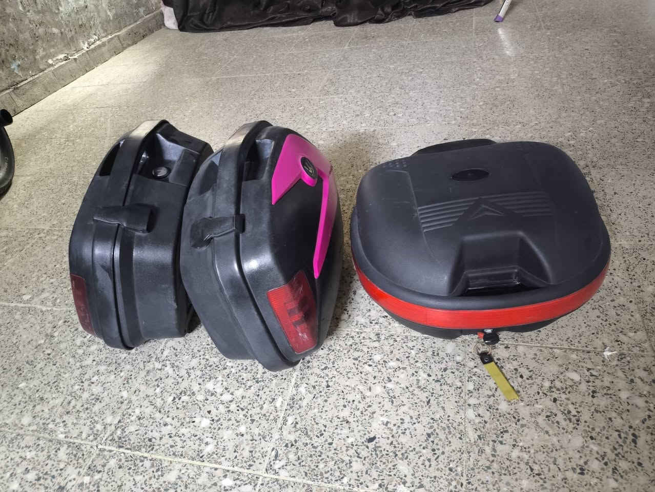 سيت كامل • صفاحيت • شرطة الرابعة