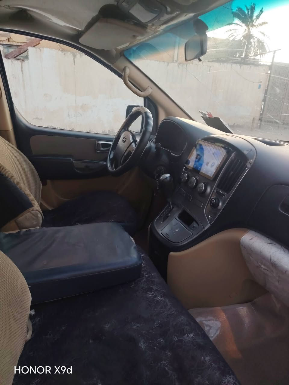 ستاركس ٢٠٠٩ مفتوح ومحور مسكر سبلاين بلاد
بصره هارثه سعر ١٣٥ وبيها مجال
***********
