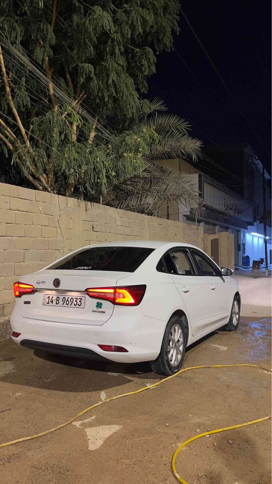 السلام عليكم 
MG5 M/2024
81,000 Km
رقم بصرة انكليزي ب اسمي السيارة جديدة عليها دوشمة ارضيات وصندوق وبيها منظومة غاز تحت الضمان السياره كامله من كل النواحي ربع ما تصرف عليها 
باتري جديد
شمعات جدد
دسكات جدد
تخم تاير جديد
ادامة للمحرك والمنظومة بالكامل
وبعد هواي امور 
 كله جديد صفر اعطال ونقوصات مكفولة كير ومحرك وحدادية بيها صبغ قطعه وشوي بارد

السعر 93 ومجال بسيط خواتها ب105 لحد يكسر بسعرها ورحم الله والديكم 

رقمي الى أي استفسار بالخدمة *********** البصرة, العراق
