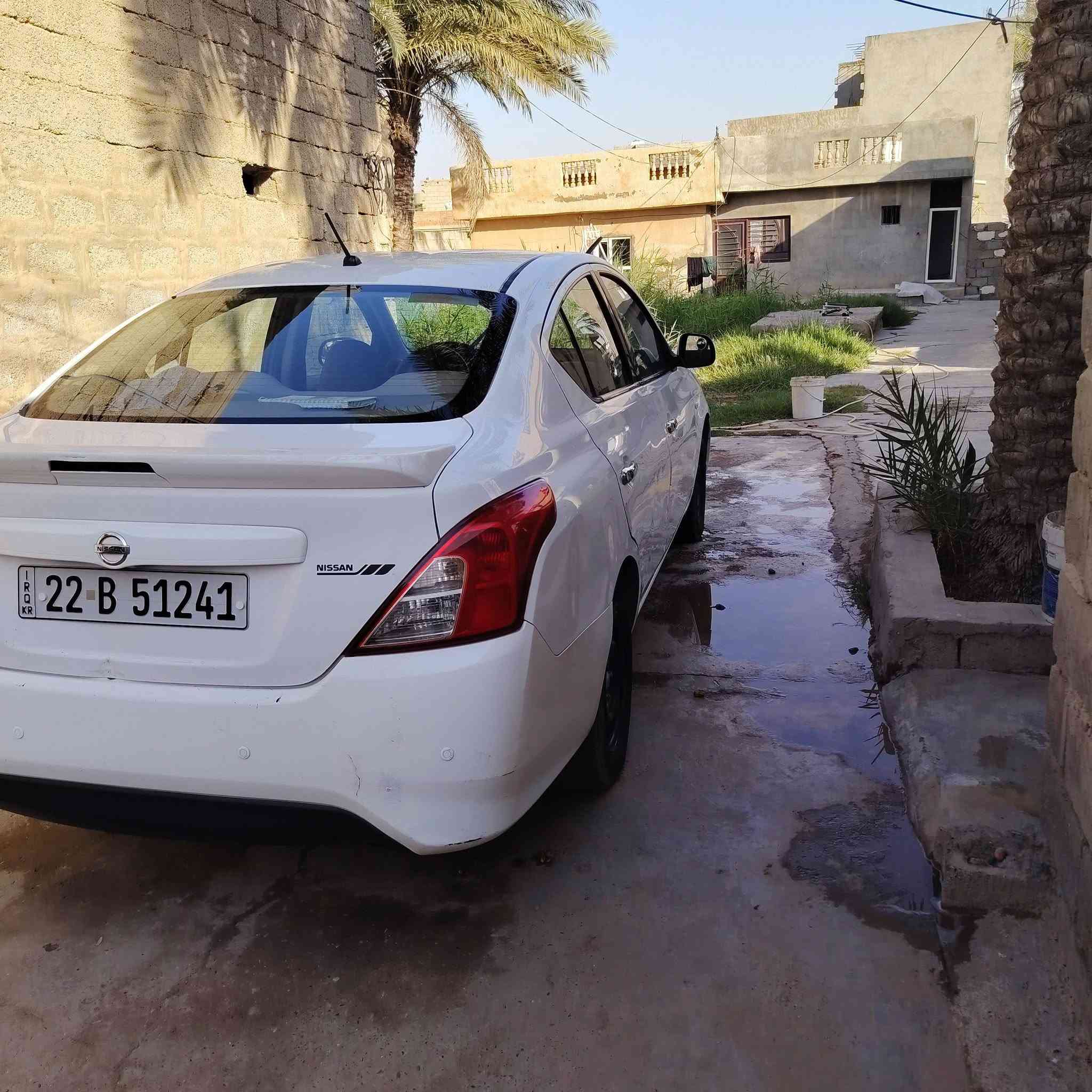 سلام وعليكم نيسان سني هندي 2019 هزه وسنويه جديد  2031تنتهي
بدون حادث بيها طخات بارد وسياره جاهزه ونظيفه وعليها ادامه كامله نوزلات بلكات بلادي فيت بم بلادي  سعر ٩٥وبيها مجال
وبيها سونارين ومن تشتري تاخذ سونار
***********
مكان ديالى بعقوبة
