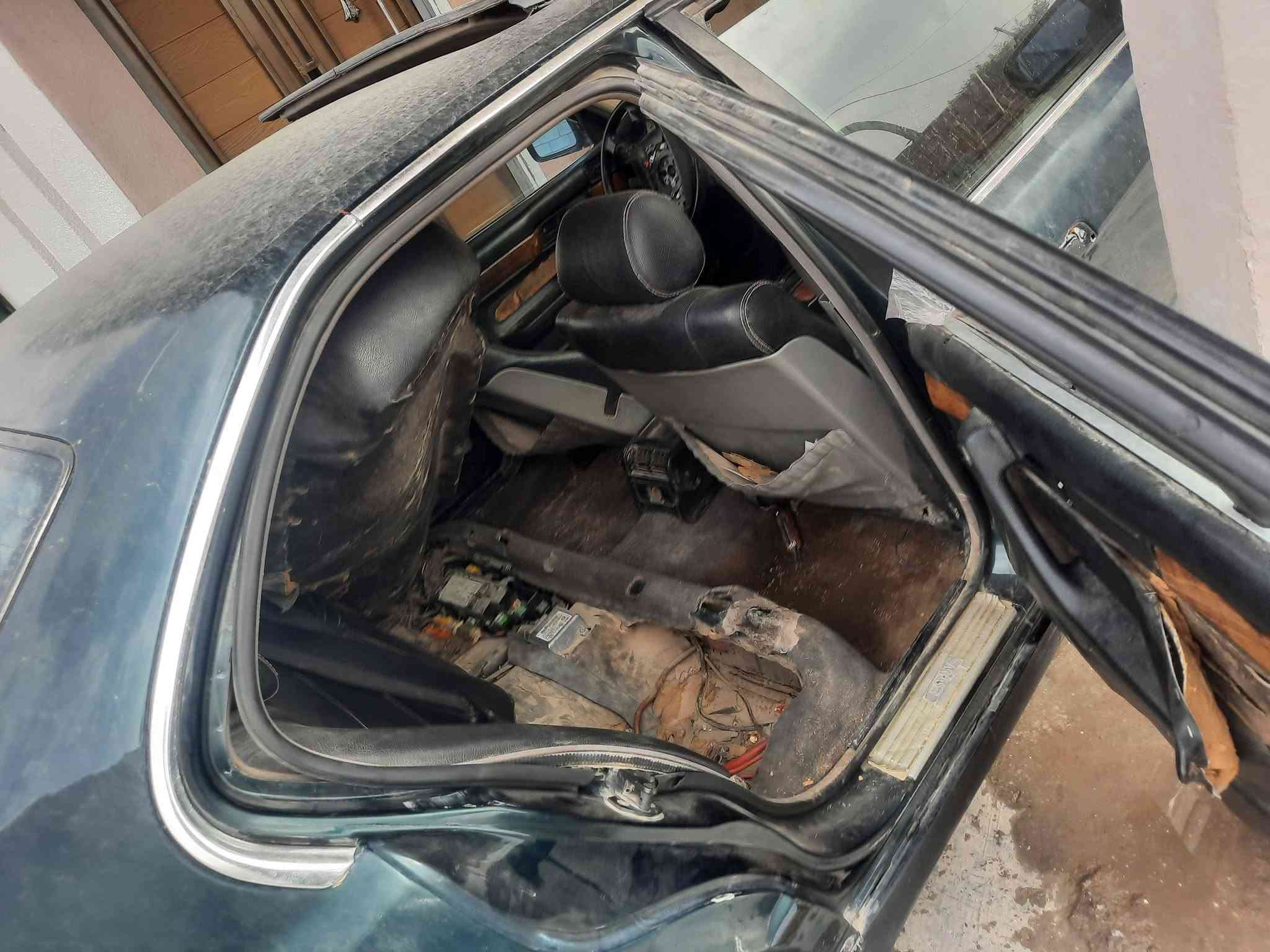 530 بيه مكينه 40 كارتون نقص دايفروم كيرها كايم رقم انبار سنويه ساقطه 2023 صدرها جديد تخم تير تخم ويل خليه
دشبول ايرباك 1994 سنويه وبليته السياره جاي أعمر بيها وحاليا محتاج واريد ابيعها مكانه واسط الصويره السعر 48 وبيها مجال 
***********
واتساب ***********
تشوفها غاليه عليك أعبر المنشور 
530 بيه مكينه 40 كارتون نقص دايفروم كيرها كايم رقم انبار سنويه ساقطه 2023 صدرها جديد تخم تير تخم ويل خليه
