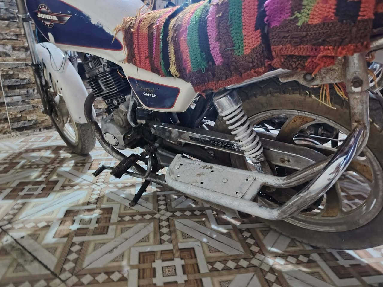 السلام عليكم جونده شغاله تجي شغله وشوفها سعرها 150 بيها مجال ‏
‏‪***********‬‏
