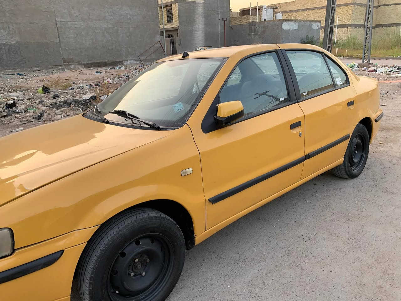 سمند ٢٠١٣سياره بسمي ٣٦وبيها مجال بسيط ***********
