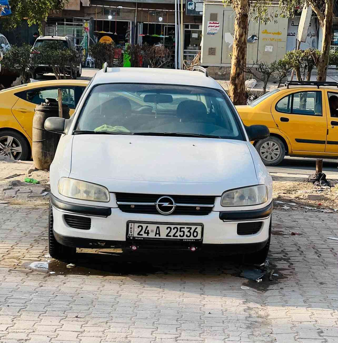 السلام عليكم
أوبل بزون ستيشن مديل 1997

سياره مكفوله كفاله عامه مكينه كير بشرط 

كير عادي رقم دهوك تحويل ثاني يوم سياره جديده بعنه الكلمه

بدون ضربه وصبغ سياره على وضع شركه 

السعر 55وبيها مجال شيء بصيط مكان سياره بغداد 

رقم ***********
