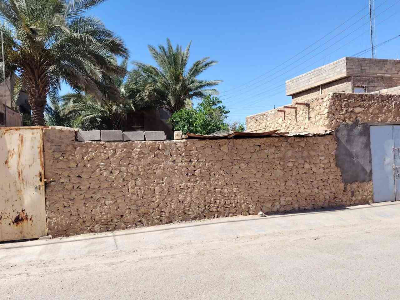 قطعة أرض للبيع طابو صرف في حديثة حي العسكري
ركن على شارعين قرب دائرة شبكات حديثة 
المساحة:260متر
السعر:20 مليون قابلة لتفاوض 
للاستفسار الاتصال على الرقم 

((***********))

عنوان المكتب:الأنبار حديثة حي العسكري مقابل أسواق علي نصيف
