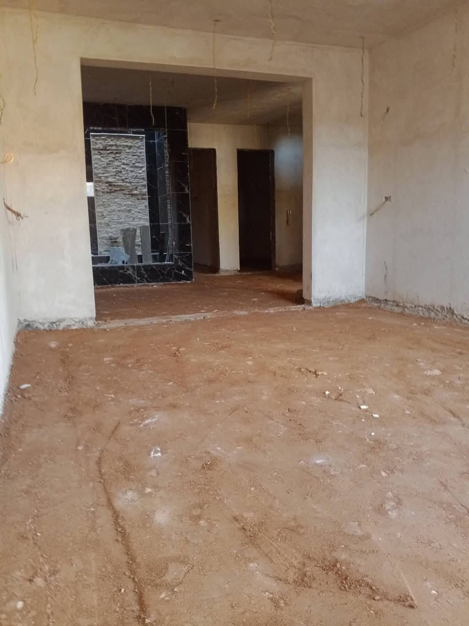 سلام عليكم كادر عمال تصعيد مواد تنظيف البيوت قلع الارضيه صبه+حفر+تدخيل السبيس+موجود بي واتساب ***********
