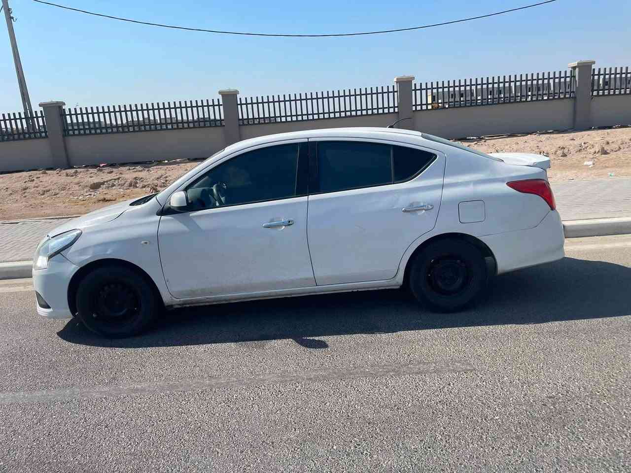 صني هندي موديل 2016 سيارة جاهزة كير ومكينة جدد تبريد ثلج معروف تبريد الصني تخم تاير جديد دوشمة +شاشة سيارة بأسم شركة البدي مامكفول فقط اكفله من الضربة بي ملحضات بسيطة ماتبين بالصور رقم بصرة
السعر 75مكاني بصرة رقم الهاتف ***********

