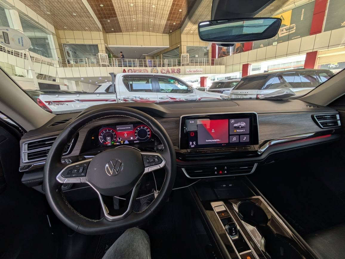 VOLKSWAGEN ATLAS SEL 2024 AWD
مكينة 20 توربو Awd  ٤ سلندر
فول بانوراما
داتاشو
كشن تدفئة و تبريد و خزن
تبريد مركزي
نشرة ليد
7 راكب vip فاملي
مقاعد جلد
نقطة عمياء
شاشة مركزي
دعم لاسلكي apple carplay . Android
دعم جاملغ سائق صبخ و شبر صبخ بالبنيد موضح بالصور
سعر 275 و مجال
بدون رقم تترقم محافظات الاقليم
رقم شاصي

1V2BR2CA4RC554375
رقم موبايل *********** دهوك, العراق
