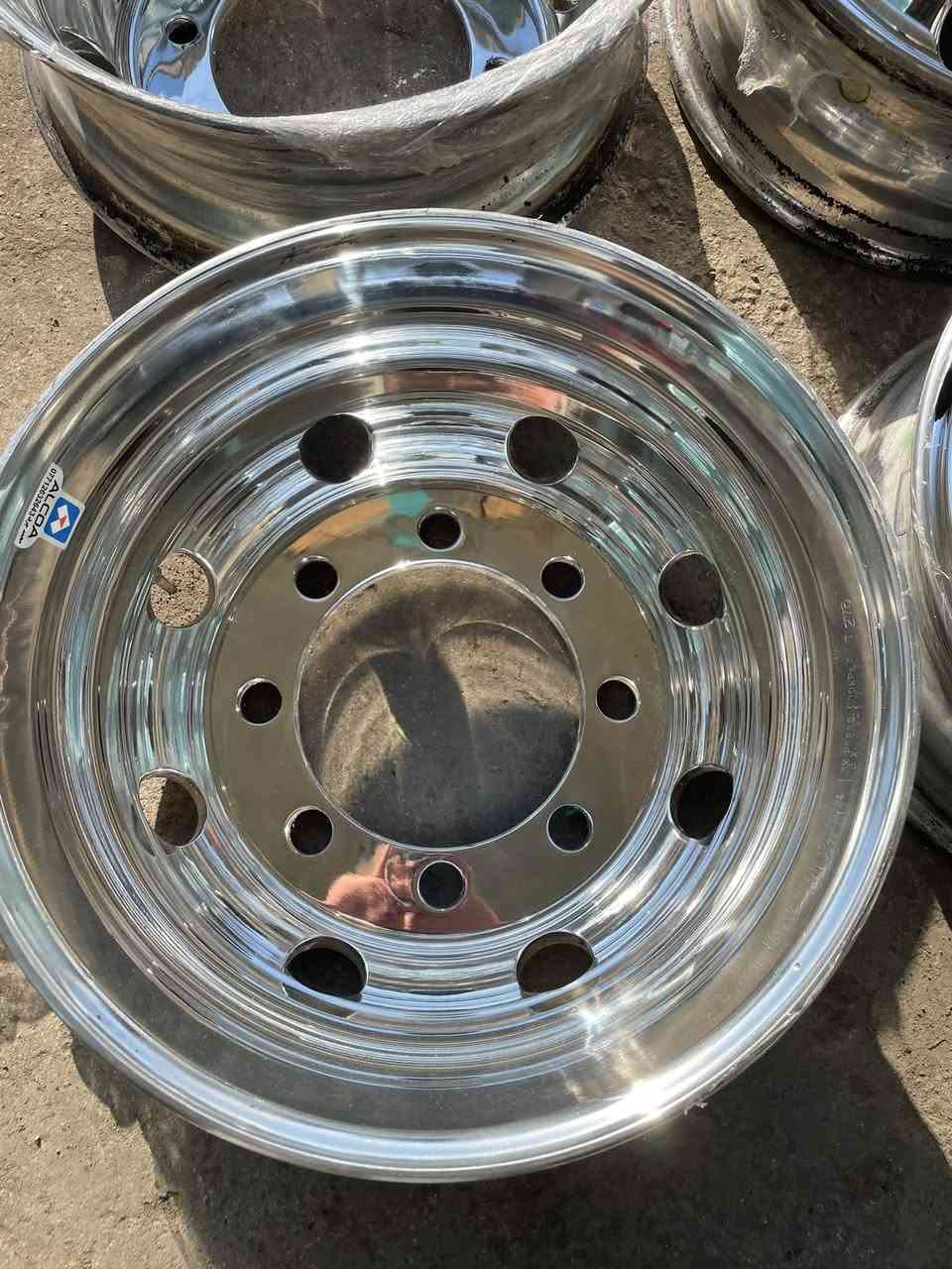 ويلكب اتيكو اصلي 19:5 ثمانية برغي سعر زوج 270 الف  مكاني مجمع مشن بغداد متوفر جملة مفرد يوجد توصيل لجميع محافظات *********** واتساب
