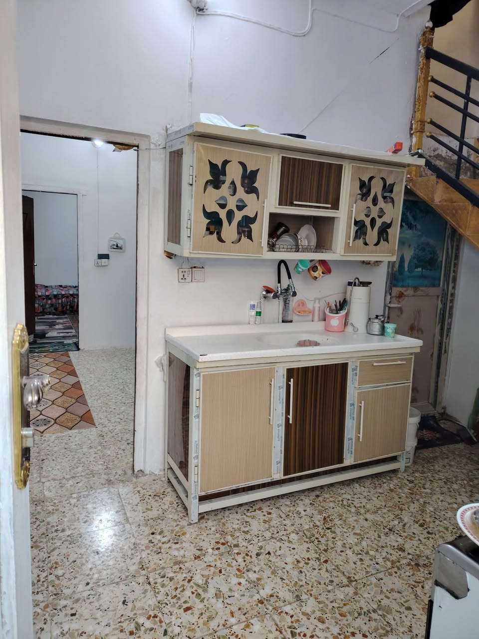 بيت للبيع في النجف الاشرف حي ميسان شارع سكله الكرعاوي المساحه ٥٥ متر 
للاستفسار الاتصال على هذا الرقم ***********
