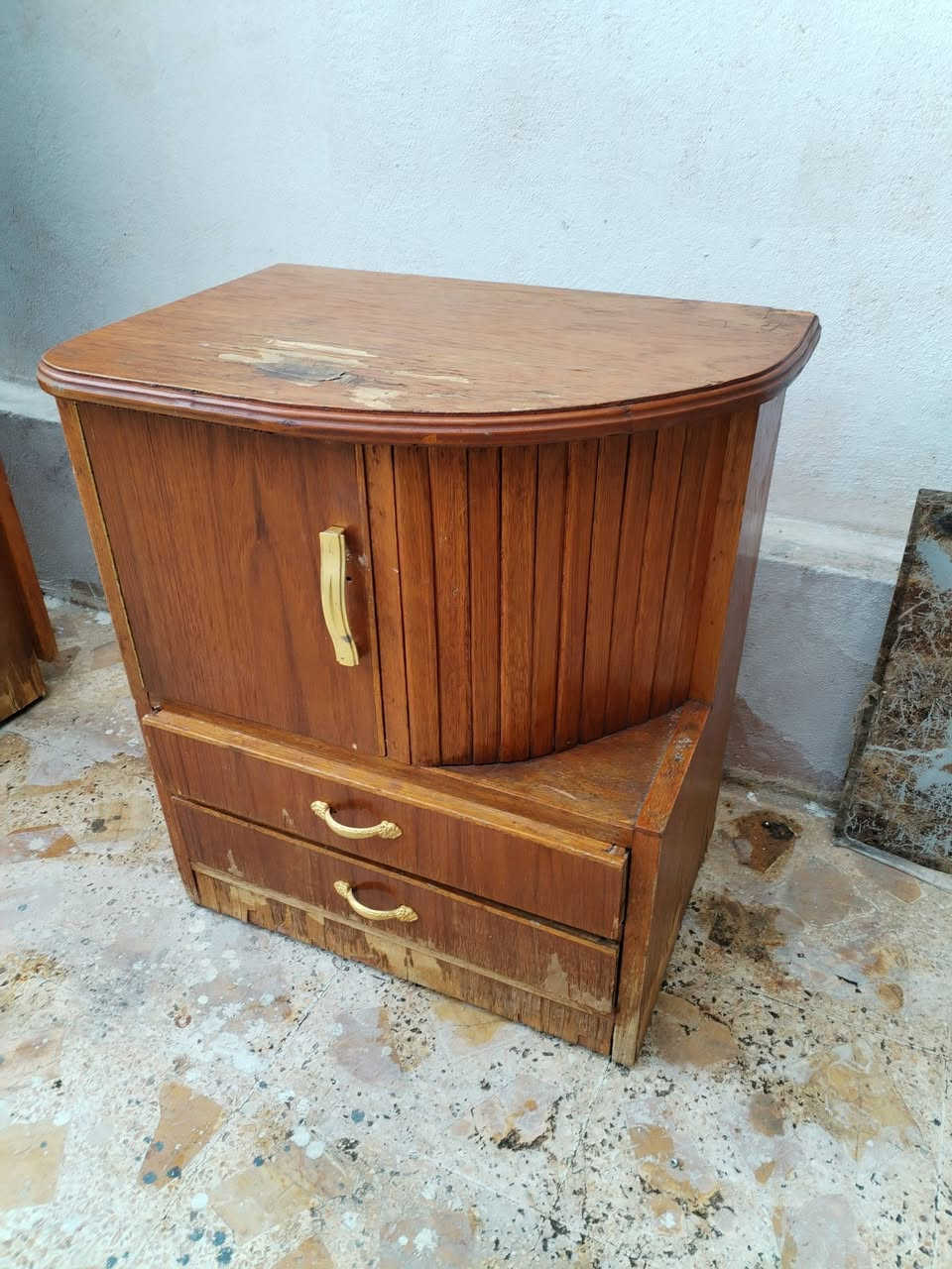 سعر 15 عنوان جانب الايمن 
***********

