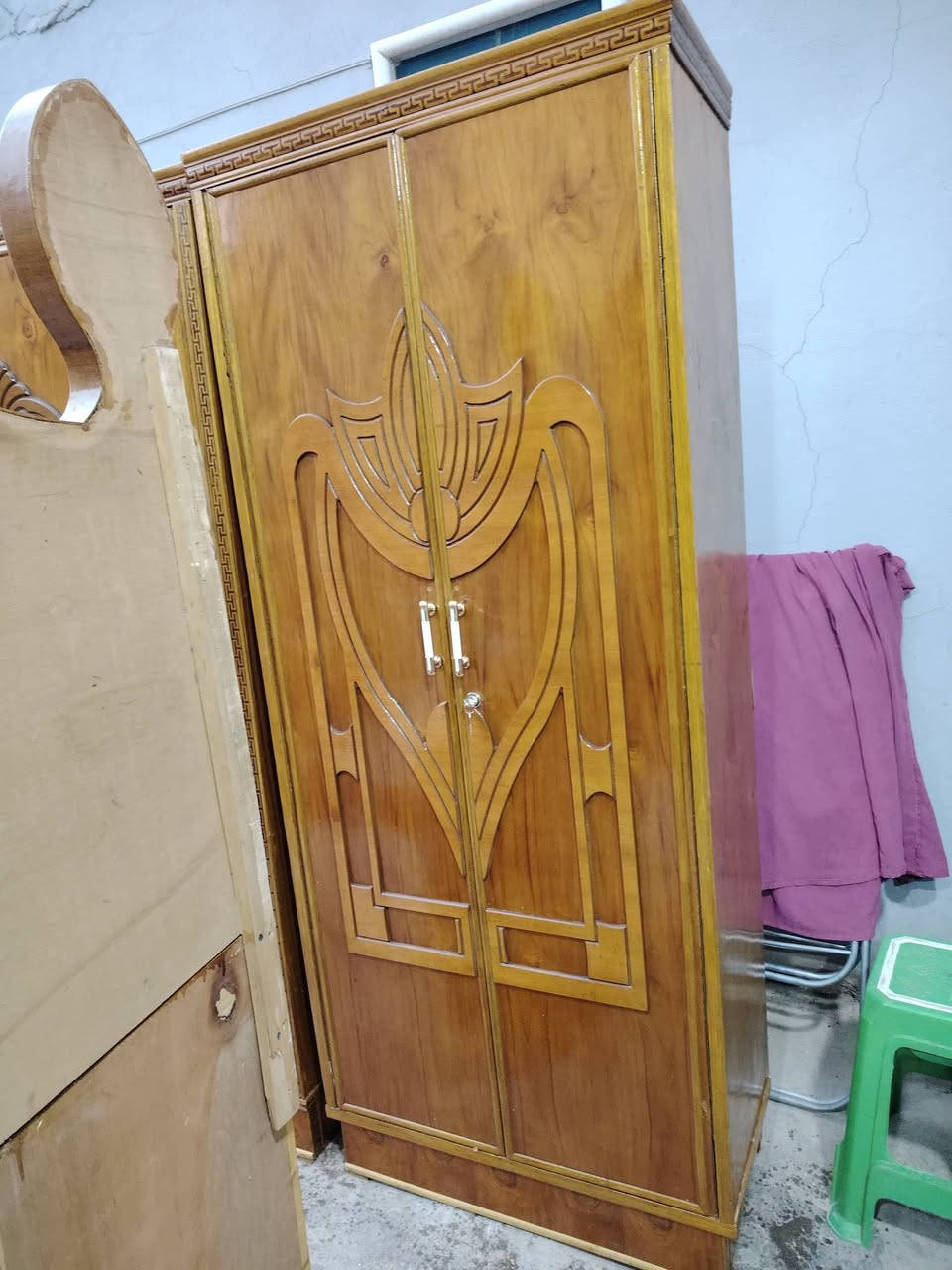 غرفه مستعمله ام الخمسه شغل تزكام نضيفة حيل المكان بابل قضاء القاسم السعر 650 بيه مجال الرقم ***********
