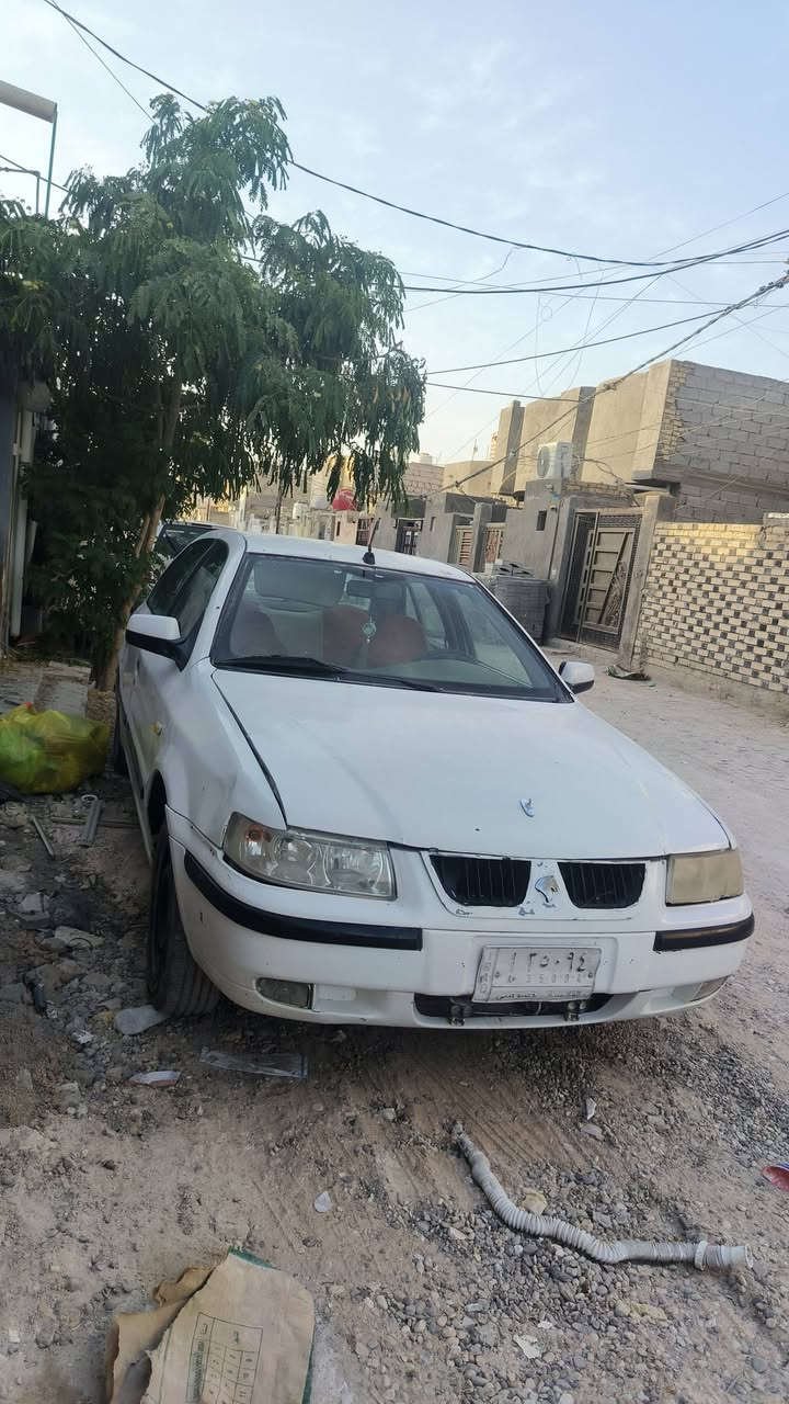 سمند للبيع بسعر 20 وبيه مجال 
مكاني النجف 
***********
