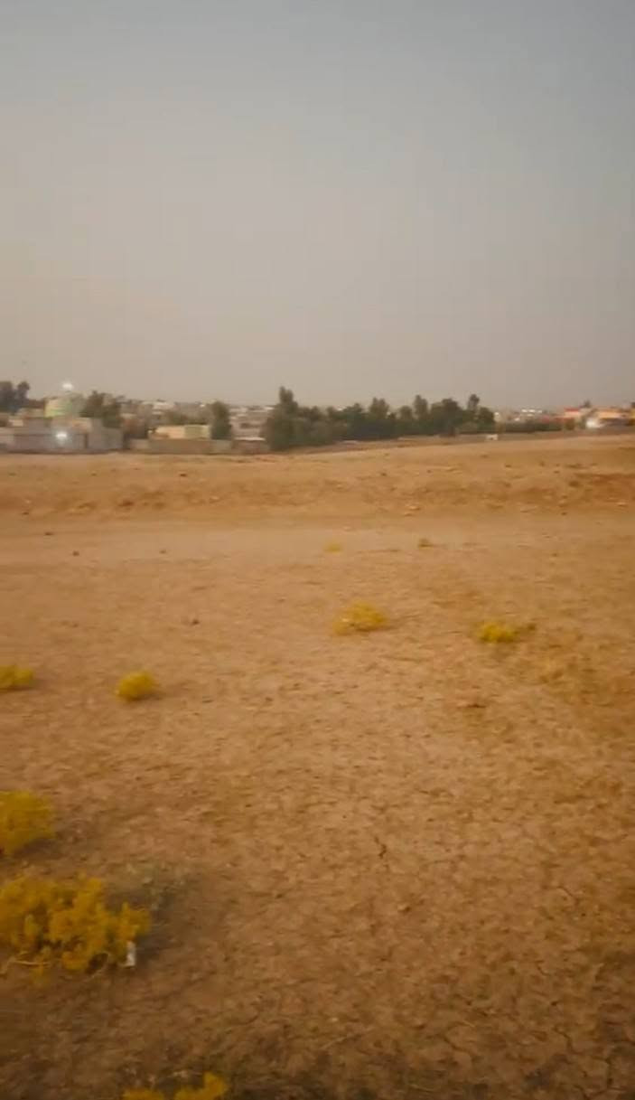 أرض للبيع مساحه 200 متر

سند زراعي نموذج25 بيها كرت بلديه

موقع الارض قوسيات يم جمعيه صحئ 

موقع مرتفع حلو سعر مناسب 15 مليون
للاستفسار 
***********
