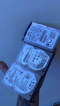 عدة هاردات • ٥٠٠ جيجا • ٢ تيرا