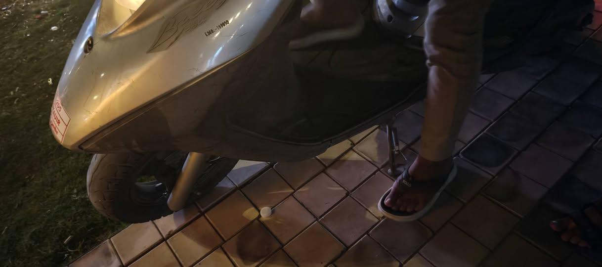 سلام عليكم بريز لل بيع كفرات بلادية                                  بيع ومراوس pcx لو سكنس فحل وطيكم فرق                 دراجة نضيفة وناعمة تسارعهة زين شلعتها حلوة                  السعر 500 الف وبيها مجال حك الجية                                الرقم ***********
