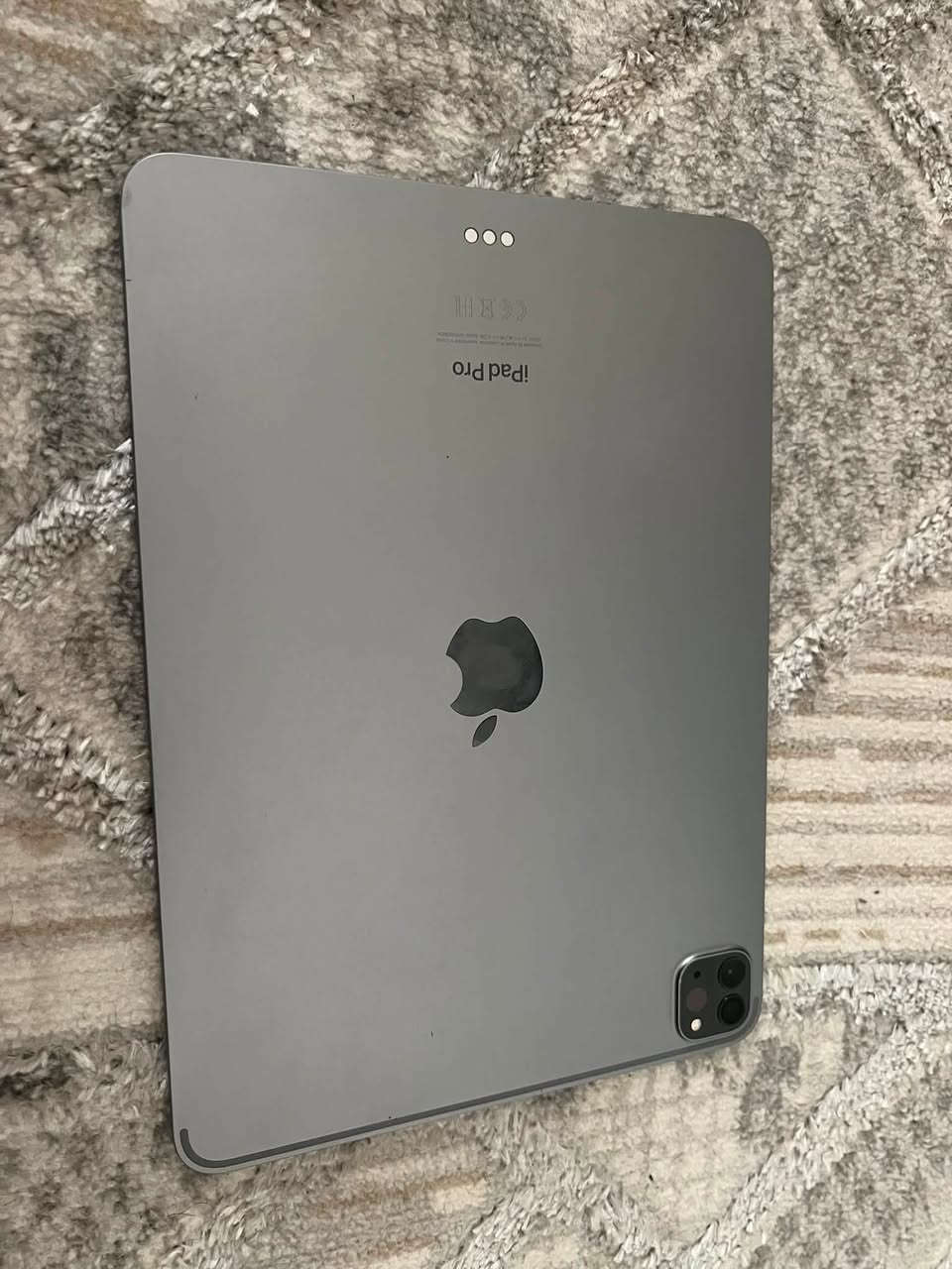iPad Pro 11-inch (4th Generation) (256G)
الجهاز جديد لا داخل صيانه ولا مفتوح 
((مراوس ايباد ريد ماجك استرا ))
***********
