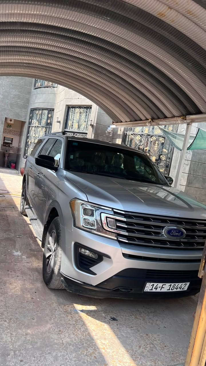 السلام عليكم
Ford Expedition 2018

_اكسبديشن 2018

_السياره نضيفه كلش السياره فول عدا البنو رامه 

_مكينه 

_6سلندر

_3.5 توين تيربو

_بدون اي نقوصات 

_كشنات تدفئه تبريد

_ مكان" البصره 

_رقم جديد ولسنويه جديده 

_السياره فئه MAX طويله

_السعر•220

_الرقم•***********
