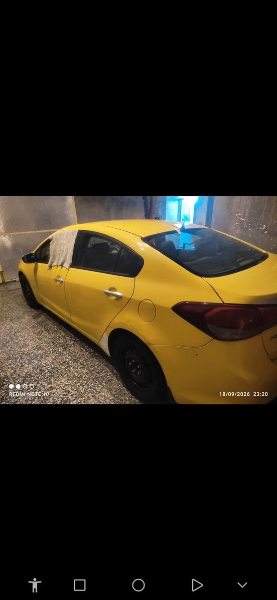السلام وعليكم كيا فورتي موديل 17 وارد امريكي حادثهه موضح بصور بيهه بالعراق جاملغ امامي عكس السايق بدون دواخل السيارة بأسمي العنوان بغداد العماري قرب حي النصر الشراي يتصل ***********

نص مكتوب في الصور:
- فؤاد العبودي
- منذ ٤ ساعات
- 5 of 7
- 11:49 م
- 2017 INSURANCE AUTO AUCTIONS, INC. - IAAI.COM 000-21***********079978 - 11/13/2017 INSURANCE AUTO AUCTIONS, INC. - IAAI.COM فؤاد ألعبودي
- REDMI NOTE 10 18/09/2026 23:20