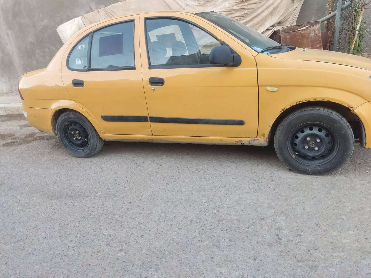 السلام عليكم 
سياره طيبه موديل 2016
بيه جاملغ المامي مبدل 
سياره جاهزه مبيه اي نقص 
سنويه بعده مانافذه الشراي ينتصل 
***********
مكلف بنشر
