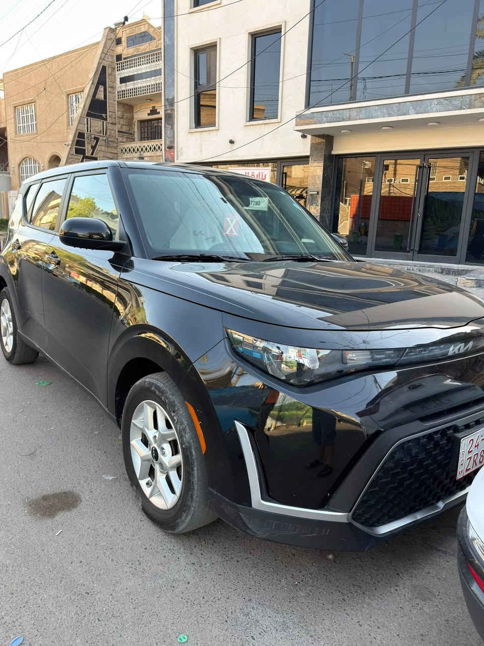 🔥 للبيع كيا سول وارد – فرصة مميزة 🔥
🚘 كيا سول وارد، السيارة بحالة ممتازة وجديدة جداً

🔸 حادث خفيف جداً بالباب الخلفي مال الصندوق فقط
🔸 السيارة نظيفة وتستاهل الفحص

⭐ مواصفات ومميزات:
• رادار
• تحديد مسار
• نقطة عمياء
• توقف ذاتي
• حساسات توقف
• شاشة إلكترونية

📍 السيارة داخلة أربيل وتترقم أربيل
📄 حالياً بدون رقم – بفحص كاتي أربيل
📌 مكان السيارة: بغداد – الأعظمية

💰 السعر: 140 وقابل للتفاوض بالمعقول

📞 للاستفسار: ***********
