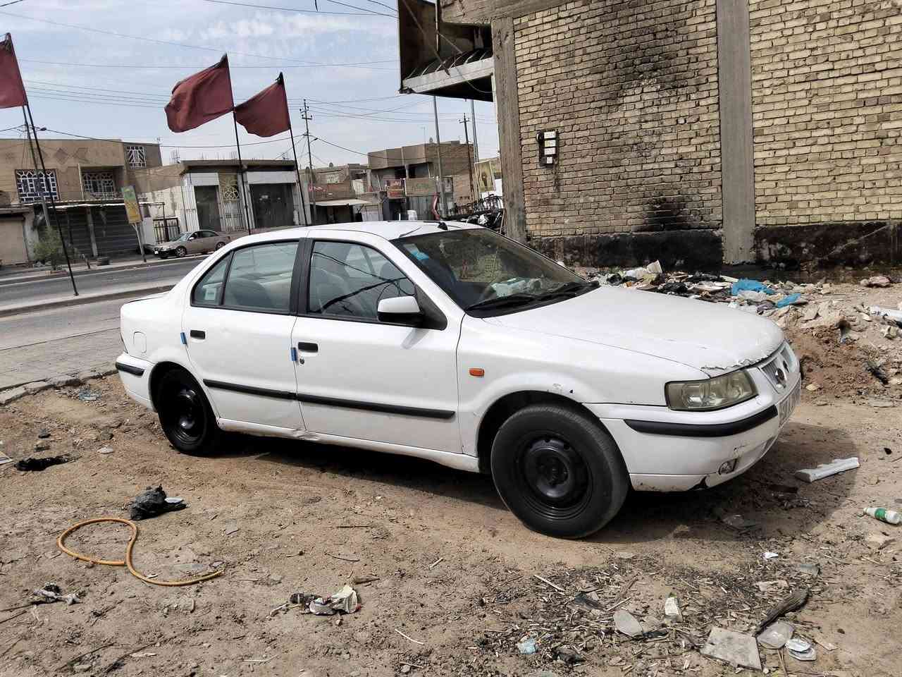 سلام عليكم
سمند موديل 11 رقمها بابل بأسمي مشروع وطني 
كير مكينه تبريد مكفول 
بيها صبغ جاملغ جهت العبري 
مكاني نجف كوفه
***********
