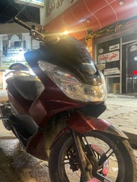للبيع بي سي اكس pcx جيل ثاني ياباني GF جي اف اعلى فئه ياباني لون احمر ...